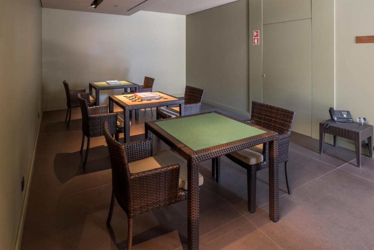 Saccharum - Resort And Spa - Savoy Signature Calheta  Luaran gambar A mahjong table
