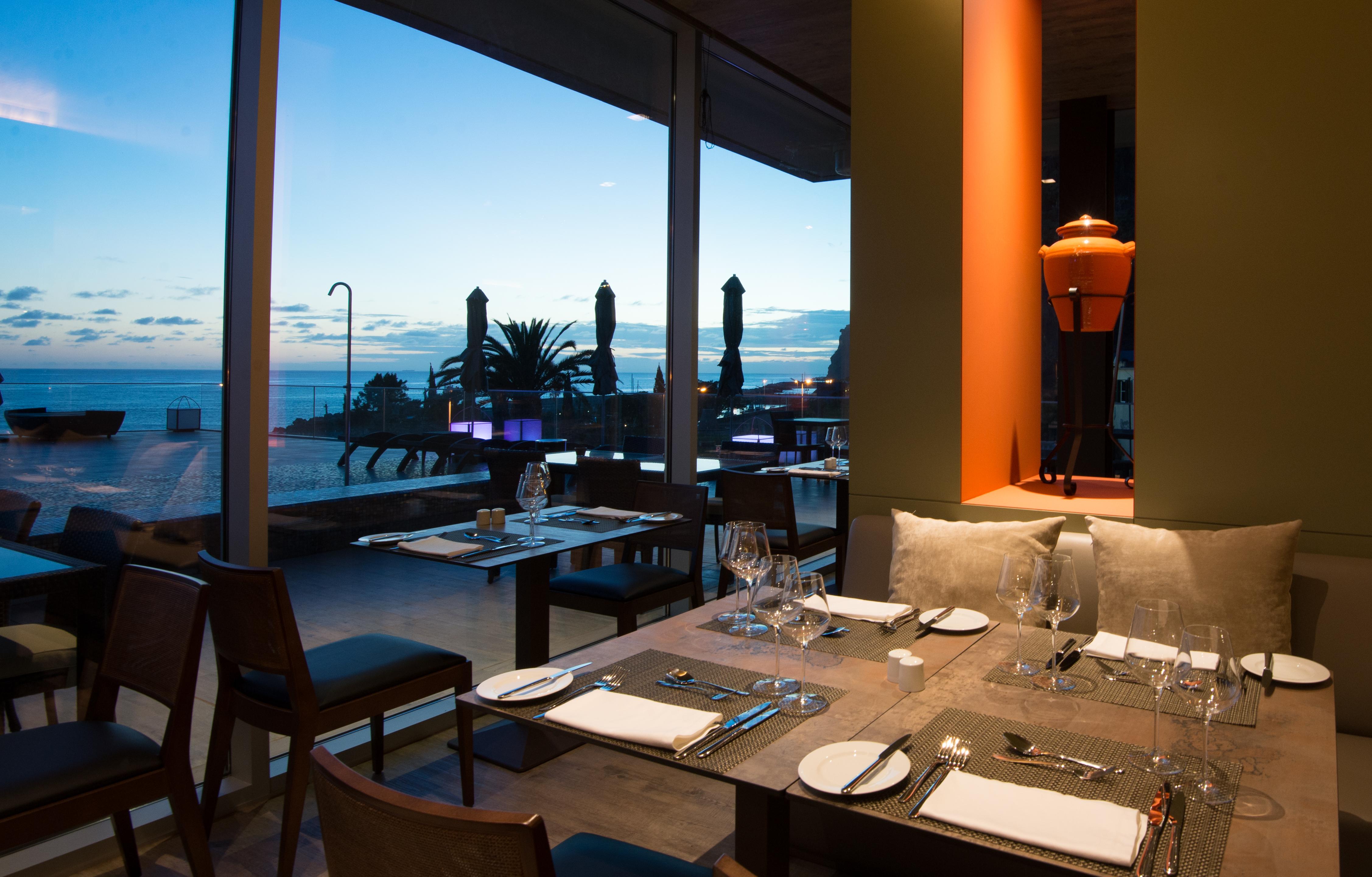Saccharum - Resort And Spa - Savoy Signature Calheta  Luaran gambar The interior of the restaurant