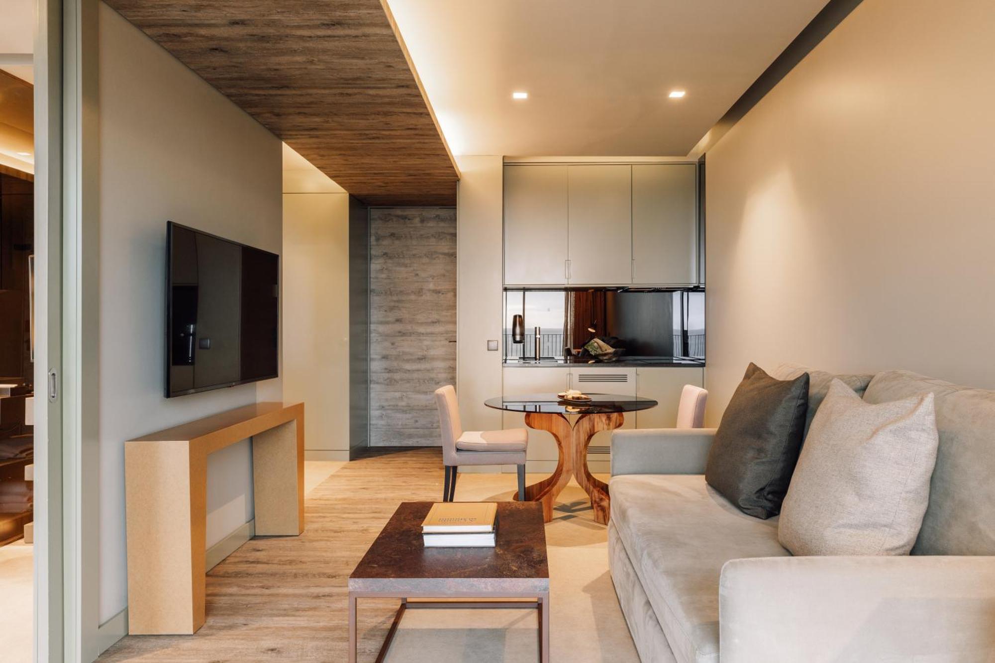 Saccharum - Resort And Spa - Savoy Signature Calheta  Luaran gambar A living room at the hotel