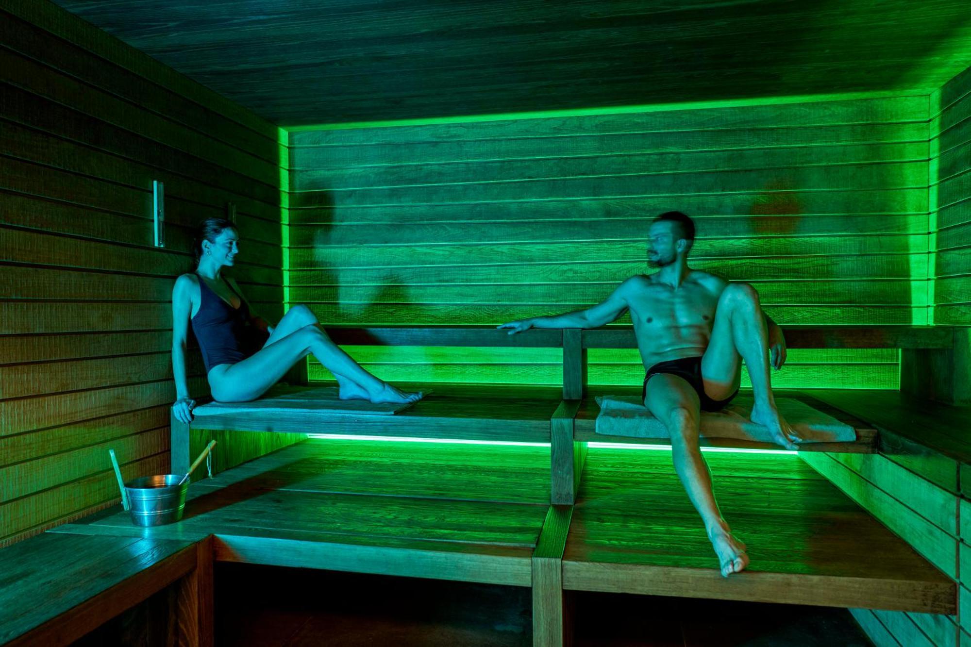 Saccharum - Resort And Spa - Savoy Signature Calheta  Luaran gambar A modern Finnish sauna